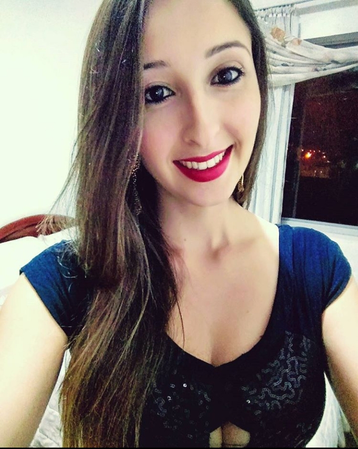KASSIA RENOSTRO