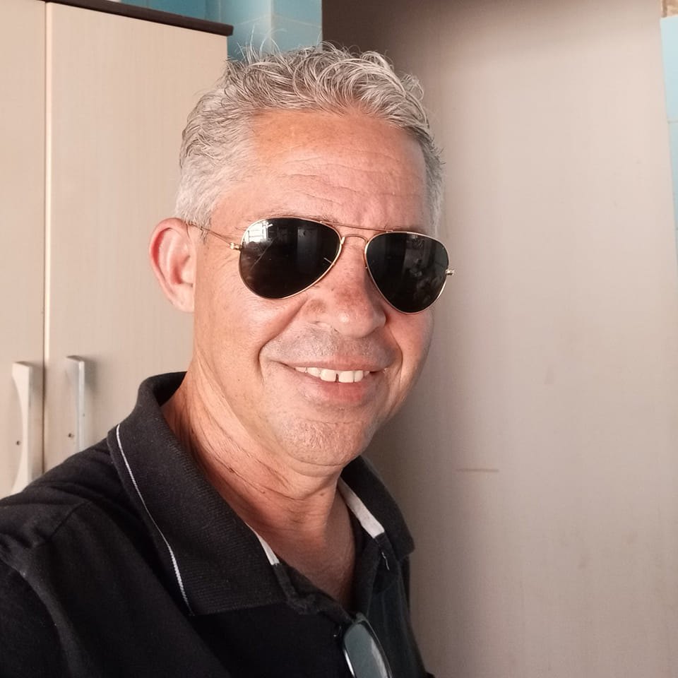 DEUMMURY GOMES